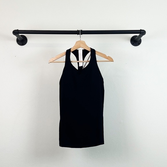 Fabletics Boost Built-In Bra Tank In Black/Haze Grey/Metallic Silver - Picture 3 of 5